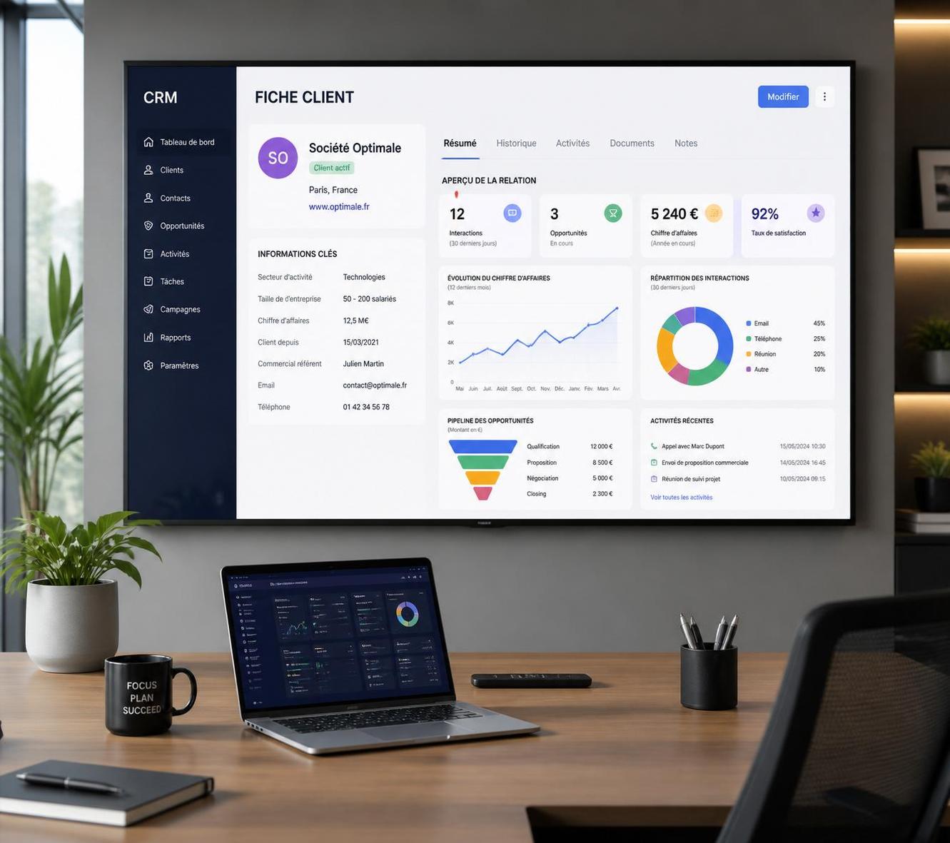 découvrez les éléments clés d'une fiche renseignement client efficace pour optimiser votre relation commerciale et mieux répondre aux besoins de vos clients.